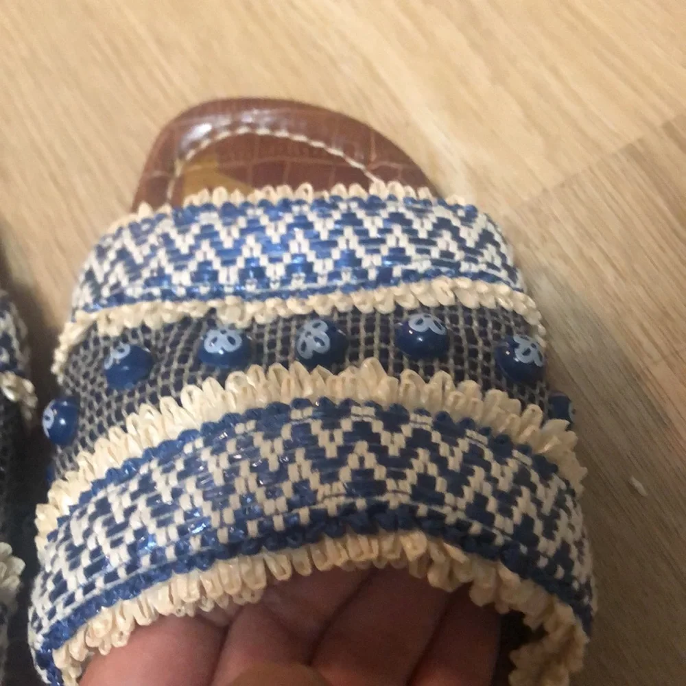 Sam Edelman blue wicker sandals . Some wear on bottom sole but in good condition - Picture 4 of 4